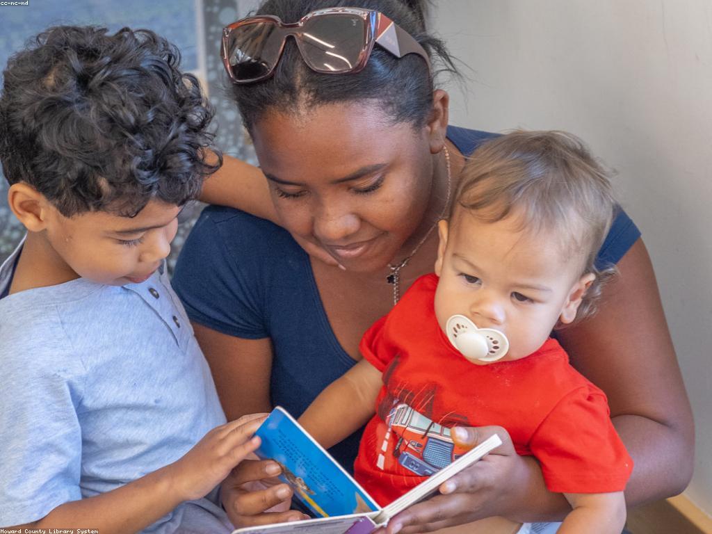 AI and Your Toddler: How Generative Storytelling is Transforming Custom Picture Books in 2026