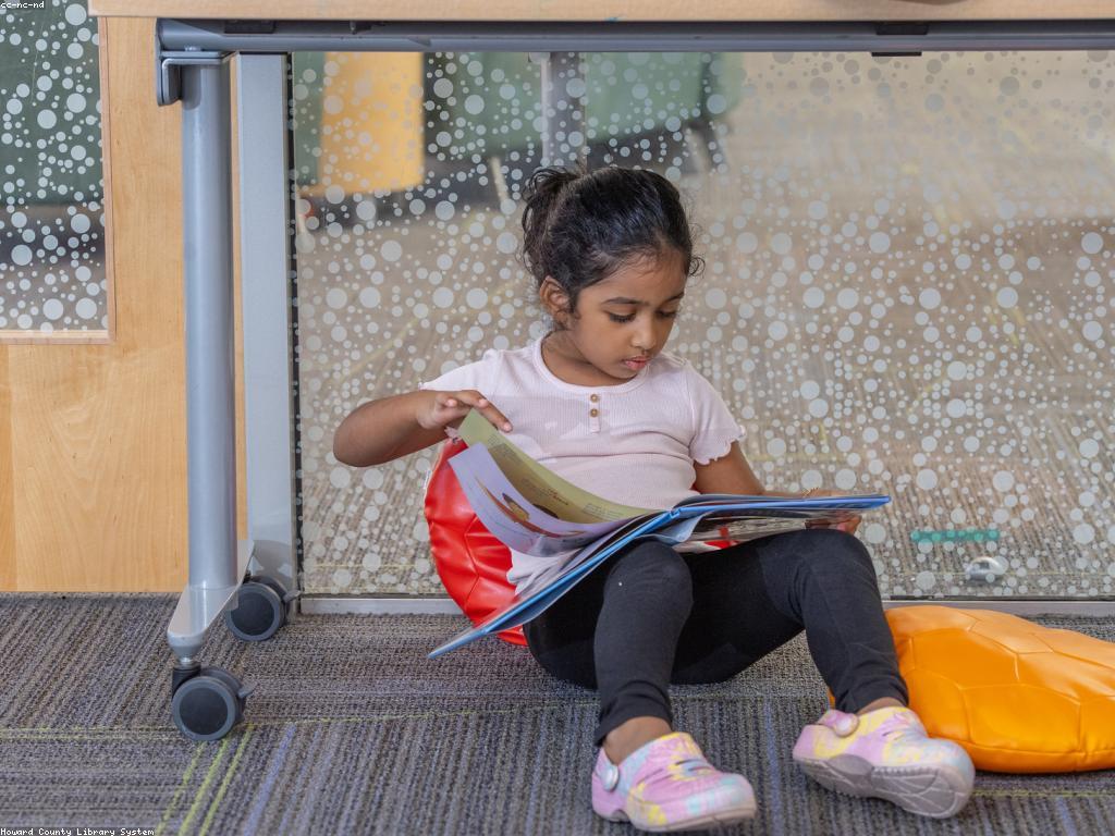 Space Dinosaurs and Magic Forests: How Personalized Narrative Art is Replacing Screens for Toddlers