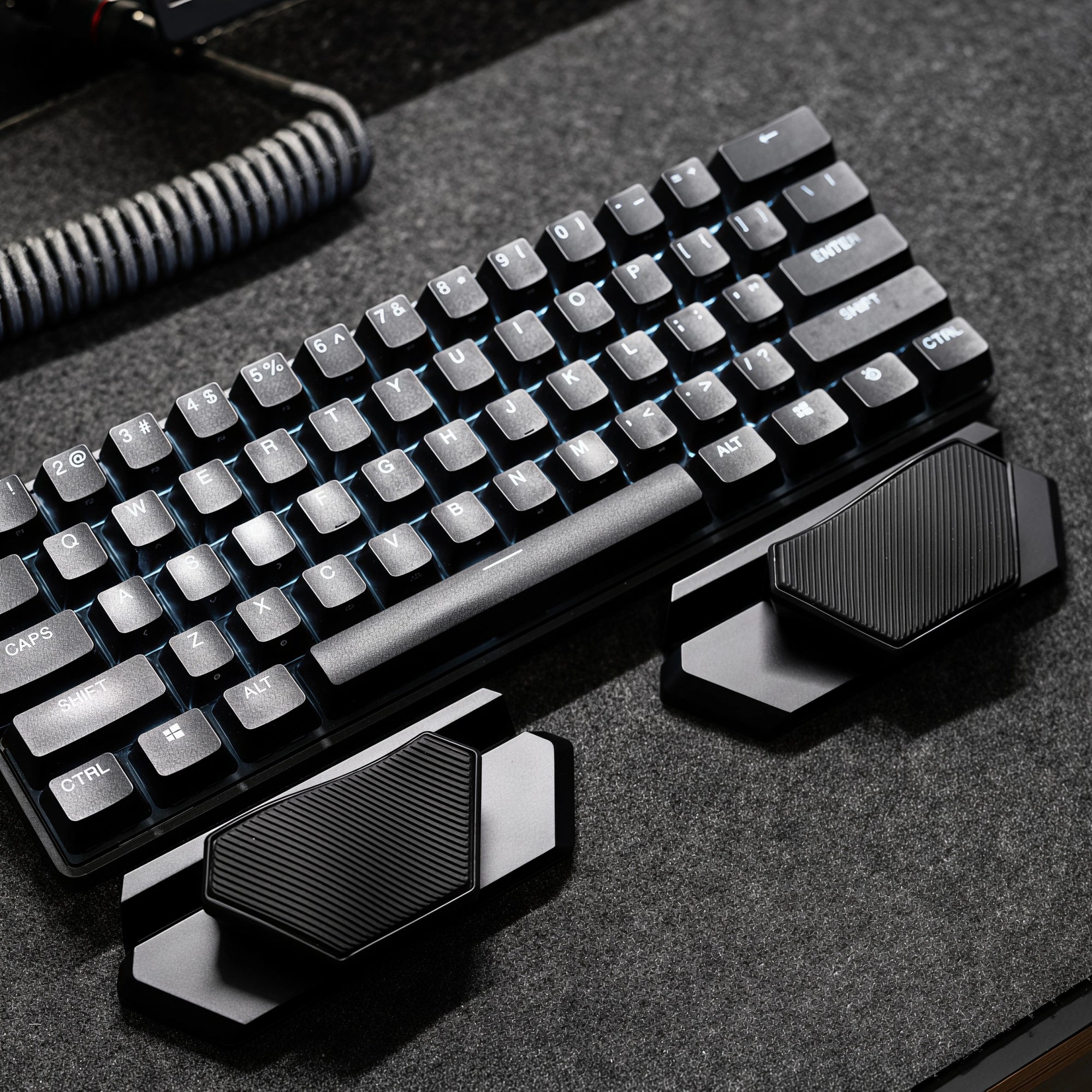 YaGee Magnetic Levitation Wrist Rest